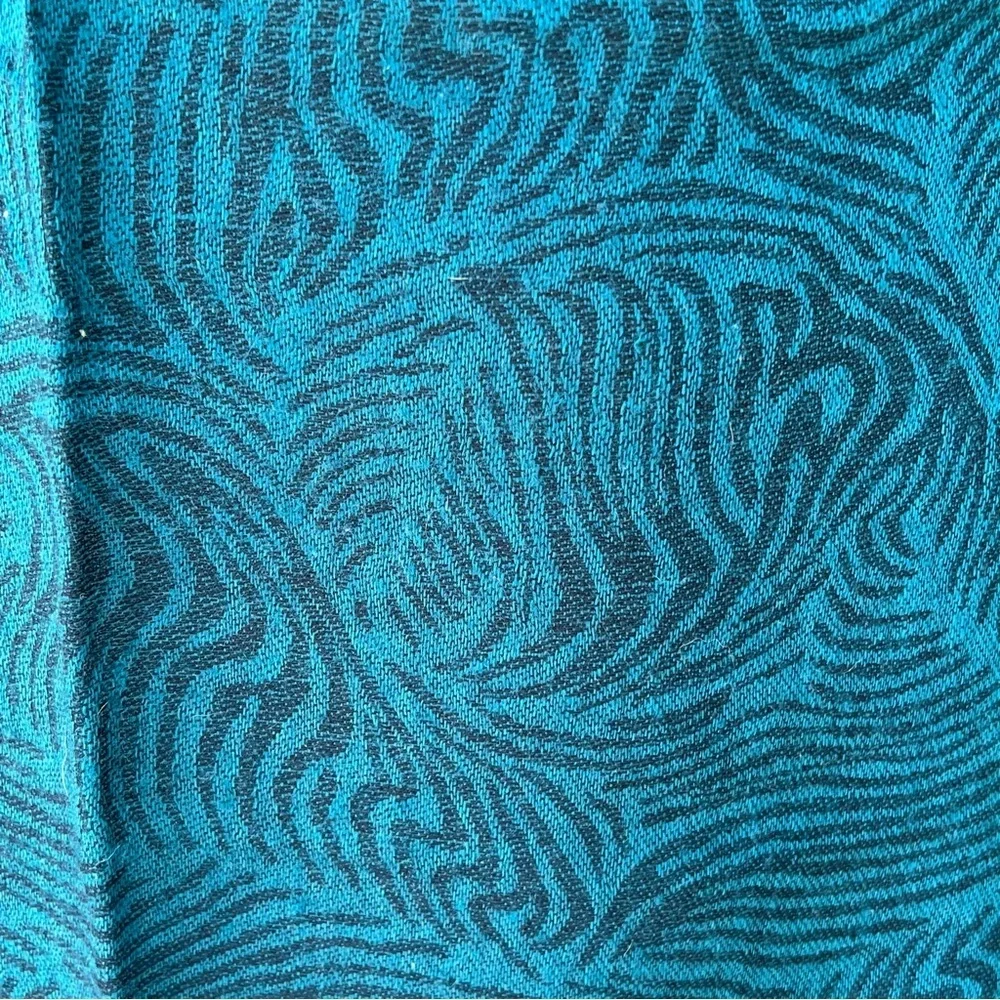 100% CASHMERE DARK TEAL BLUE AND BLACK ZEBRA PRINT LARGE FRINGE SCARF BELT WRAP